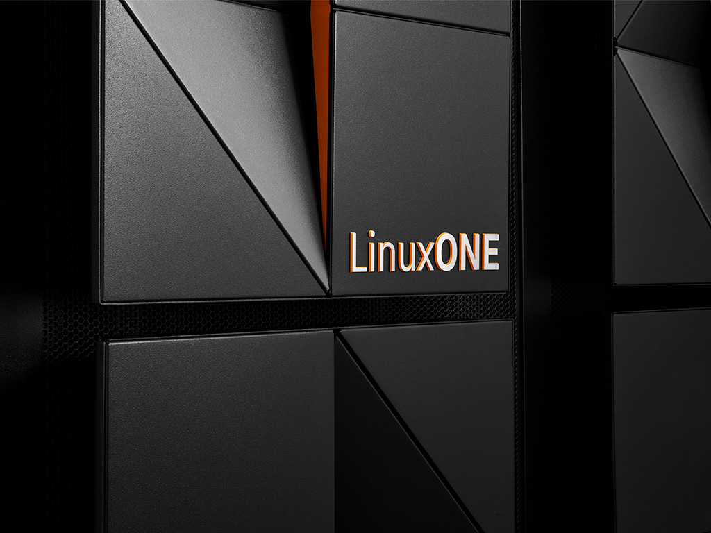 O IBM LinuxONE Emperor 4 Chegou E A Economia De Energia é ...